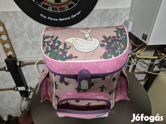 Iskola táska toltartöval és torna zákkal eladó.