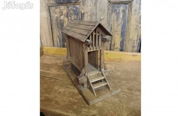 Iskolai szemléltető eszköz, régi kukorica góré, fából nagyon szép