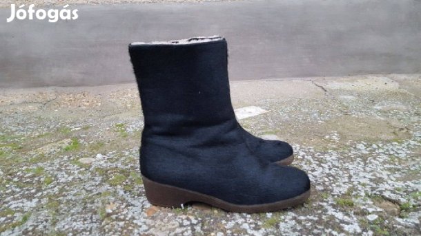 Island női fekete bundás szőrcsizma - 38