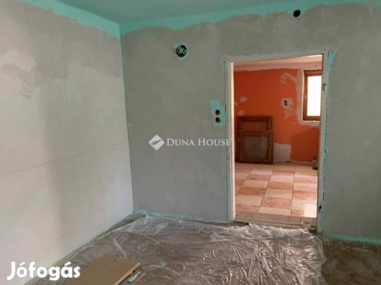 Iszkaszentgyörgyi eladó 80 nm-es ház