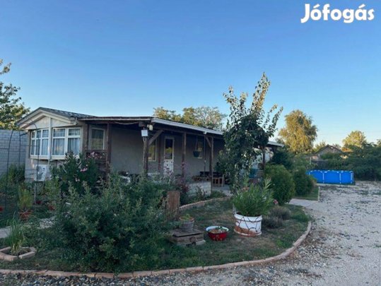 Iváncsa - könnyűszerkezetes ház