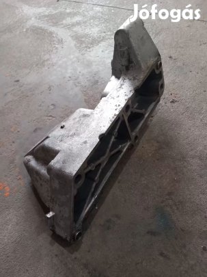 Iveco DAILY 00- 2.3 Váltótartó motortartó tartó bak konzol elem 5877