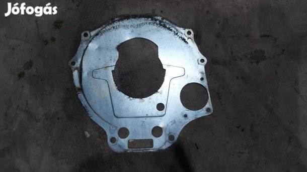 Iveco DAILY 06 3.0 Motor váltó közötti porvédő távtartó fém lemez 0439