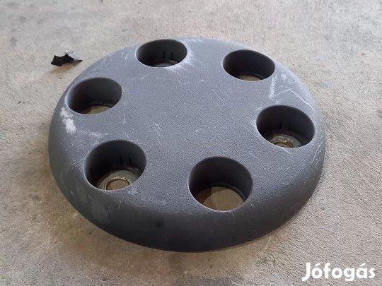 Iveco DAILY 06- 16 col colos kerékre első dísztárcsa dísz tárcsa 8050