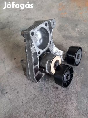 Iveco DAILY 06- 2.3 Szervó szervószivattyú tartó konzol bak 5875