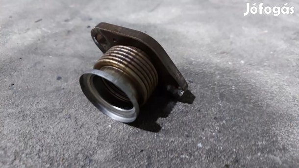 Iveco DAILY 06- Kipufogócsonk kipufogó csonk leömlő kis EGR cső 0429