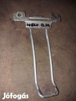 Iveco Daily Bal Csomagtérajtó Nyitáshatároló