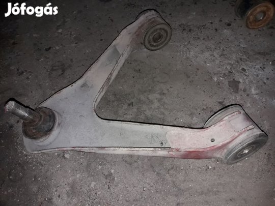 Iveco Daily Bal Első Felső Lengőkar