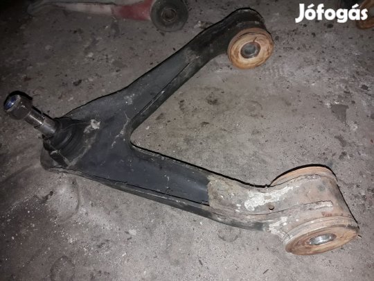 Iveco Daily Bal Első Felső Lengőkar