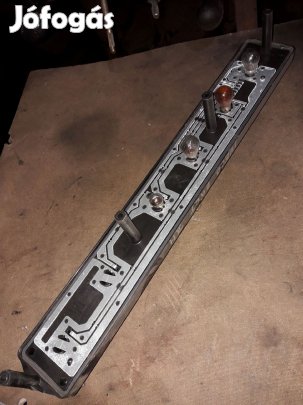 Iveco Daily Bal Hátsó Lámpa Foglalat