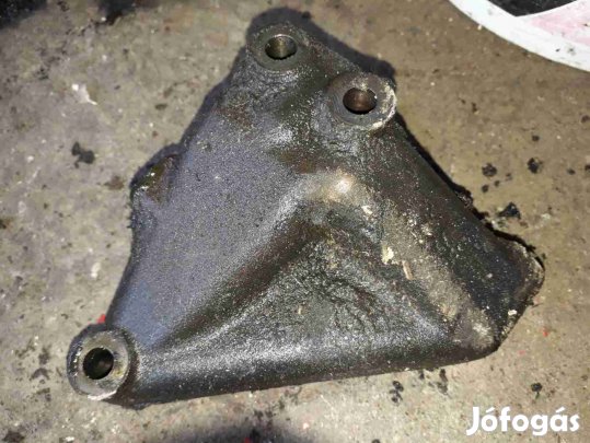 Iveco Daily Bal Motortartó Bak