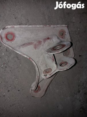 Iveco Daily Jobb Első Lengőkar Tartó Konzol