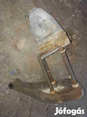 Iveco Daily Jobb Hátsó Rugó Tartó Kengyel / Cuppánt