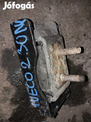 Iveco Daily Motortartó Bak