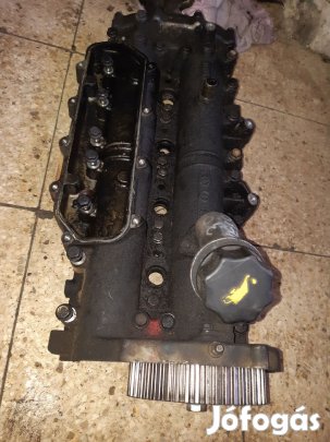 Iveco Daily Szelepfedél + Vezérműtengely