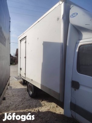 Iveco Daily doboz tároló raktár felépítmény 