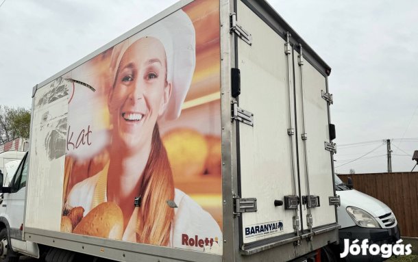 Iveco Daily fagyasztó hűtő doboz tároló raktár külső hálózat 