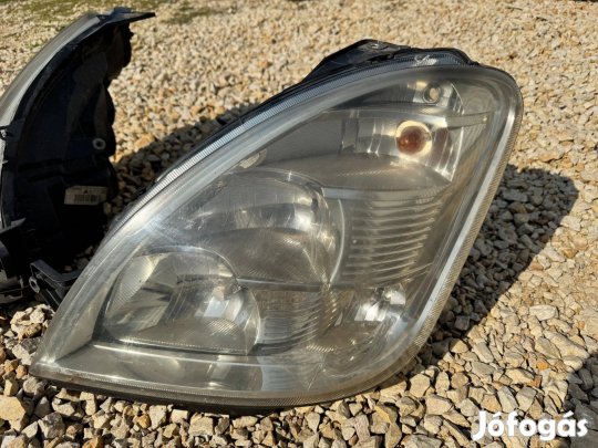 Iveco Daily lámpa Fényszoró BAL Jobb