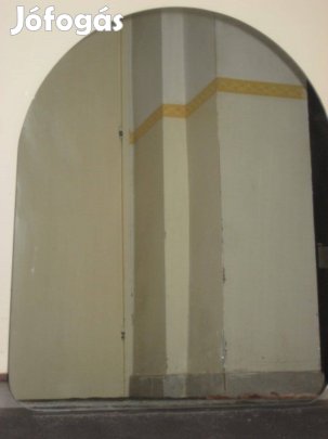 Íves fali tükör 49x63cm