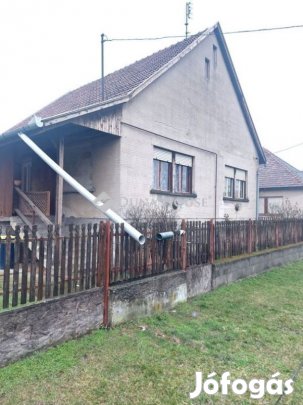 Izsáki eladó 79 nm-es ház