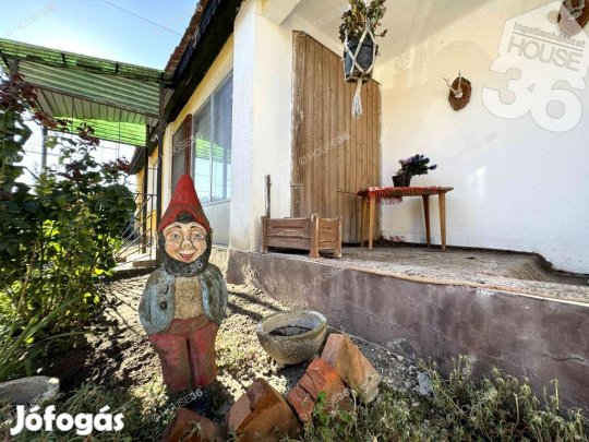 Izsákon 3 szobás családi ház ELADÓ!