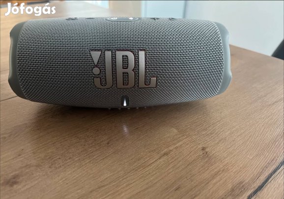 JBL Charge 5 Bluetooth hangszóró