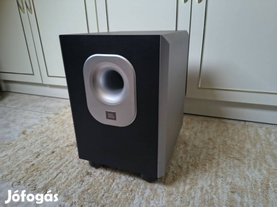 JBL aktív mélyláda
