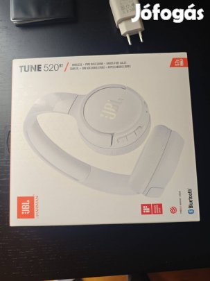 JBL bluetooth fejhallgató.
