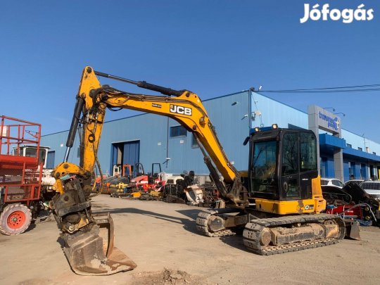 JCB 100C-1+Engcon Rototilt láncos kotró