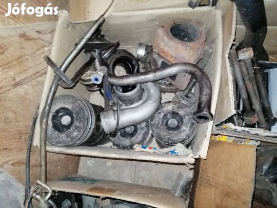 JCB 3CX traktor dugattyú stb.megmaradt használt alkatrész szett ár