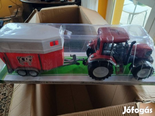 J-135 Nagy Állatszállitó Traktorszett Új Bontatlan :