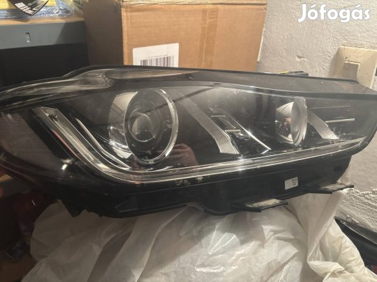 Jaguar XE fényszóró