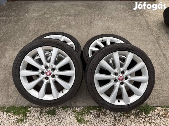 Jaguar XF gyári alufelni szett, 5x108 19" nyári gumikkal 