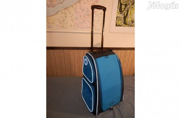Jako - o "gurulós szekrény" rendszerű utazó bőrönd kb 50 literes