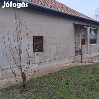 Jaminában felújítandó kertes ház eladó