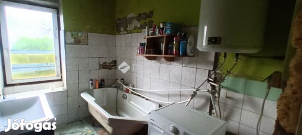 Jánosházai 100 nm-es ház eladó