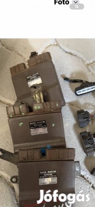 Japán gyári injektor vezérlő Dyna 100 150 Toyota