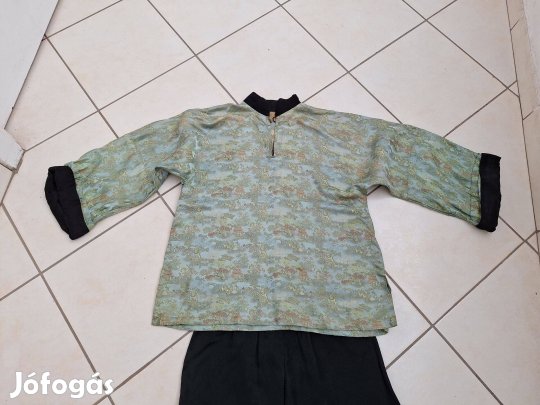 Japán jelmez iskolásoknak eladó