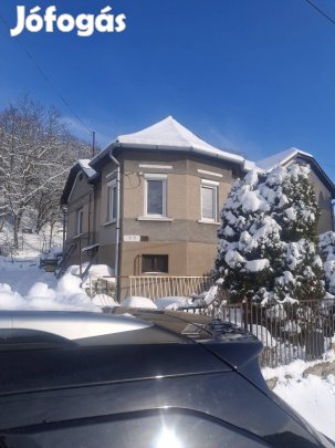 Jardanhazan csaladi haz elado