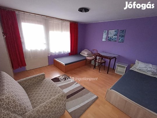 Jászapátii 180 nm-es ház eladó