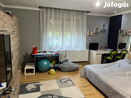 Jászberényi eladó 110 nm-es ház