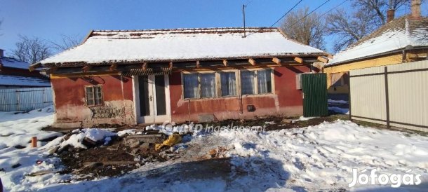 Jászberényi eladó 52 nm-es ház