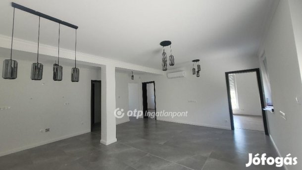 Jászberényi eladó 85 nm-es lakás