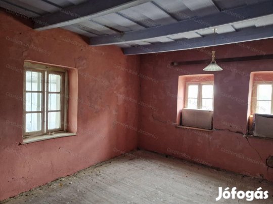 Jászdózsán 63 nm-es, erősen felújítandó vagy lebontandó ház eladó