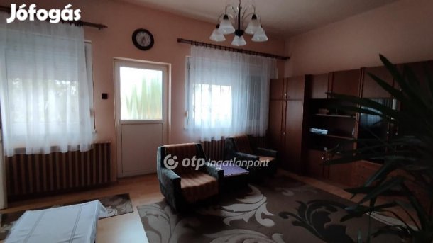 Jászfelsőszentgyörgyi 127 nm-es ház eladó