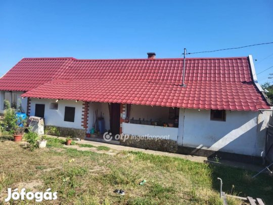 Jászfényszarui 53 nm-es ház eladó