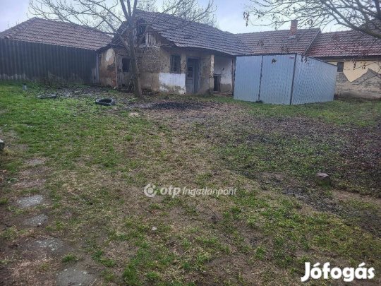 Jászfényszarui eladó 67 nm-es ház