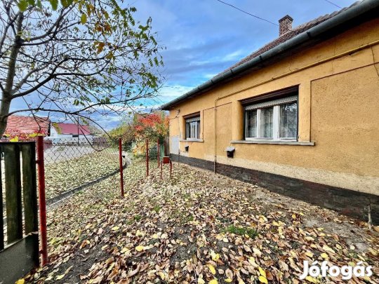 Jászkiséri eladó 56 nm-es ház