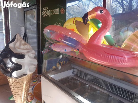 Jászszentandrás strandon teljes berendezéssel eladó kávézó/fagylaltozó