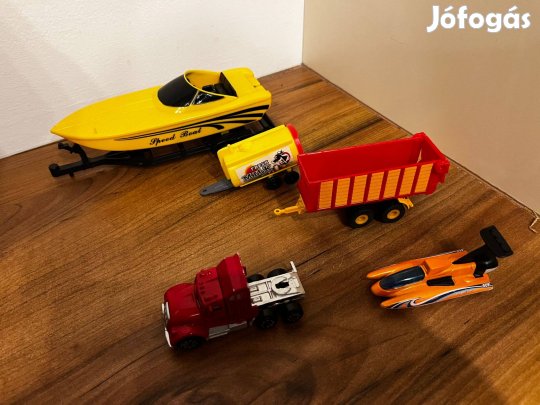 Játék autó hajó vontató kamion hajó 5 db